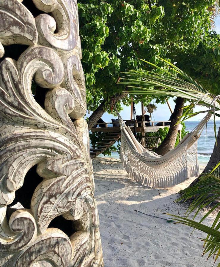 Samura Maldives Guest House Thulusdhoo Exterior foto