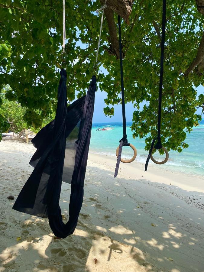 Samura Maldives Guest House Thulusdhoo Exterior foto