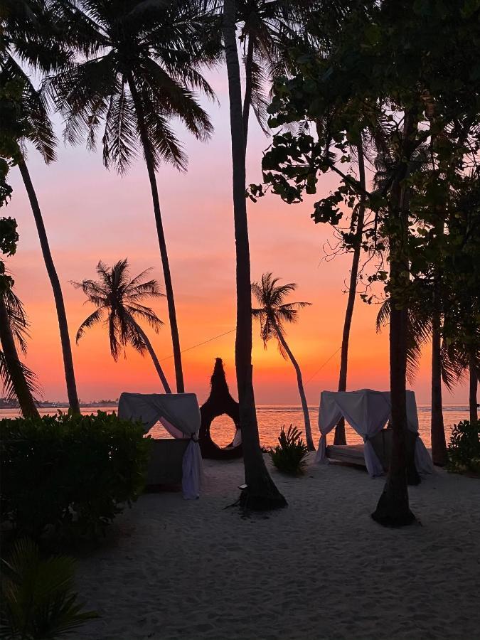 Samura Maldives Guest House Thulusdhoo Exterior foto